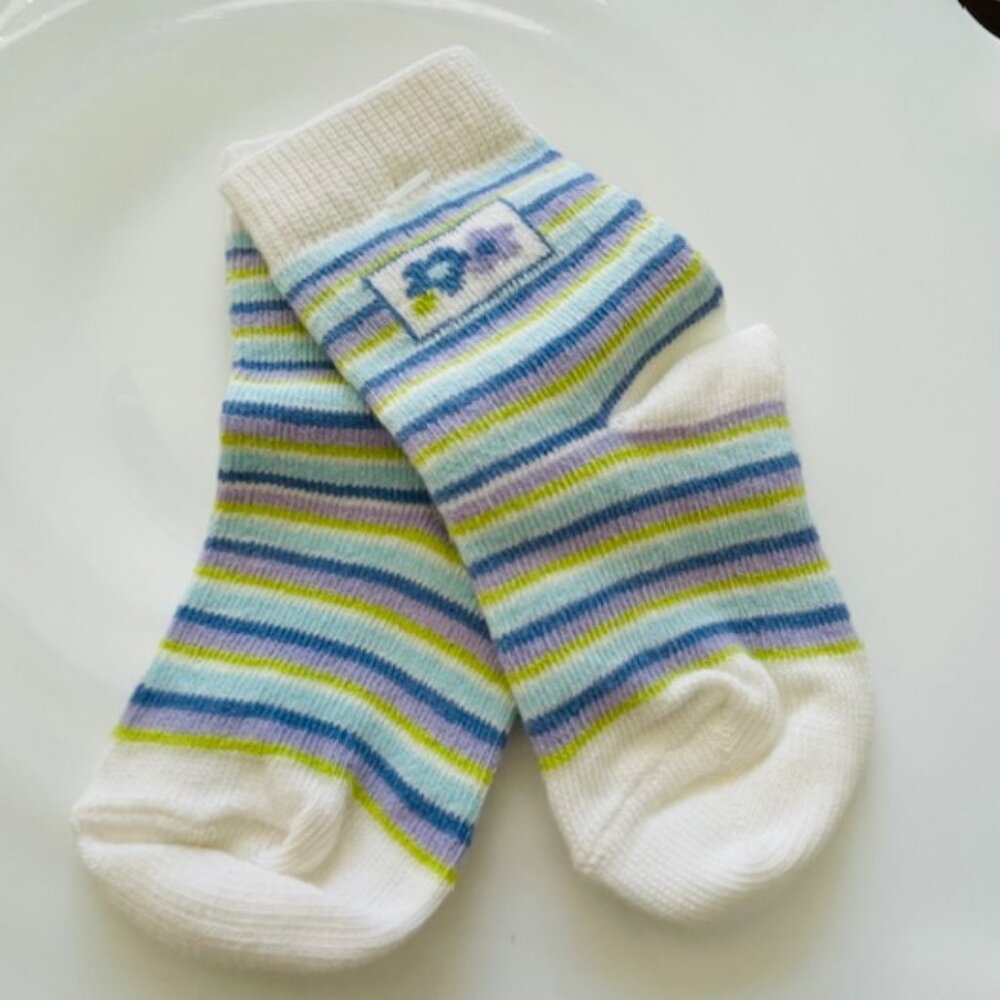 Gymboree Vintage 1999 Indigo Florals NEW Baby Socks